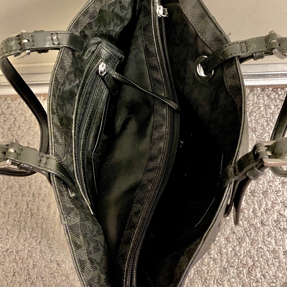 Michael Kors Jet Black Travel Tote - Picture 4 of 4